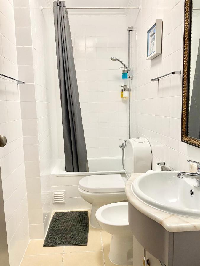 Luxury Vintage apartment with all the comforts of home at the city centre, next to Marquês de Pombal Lisboa Exterior foto