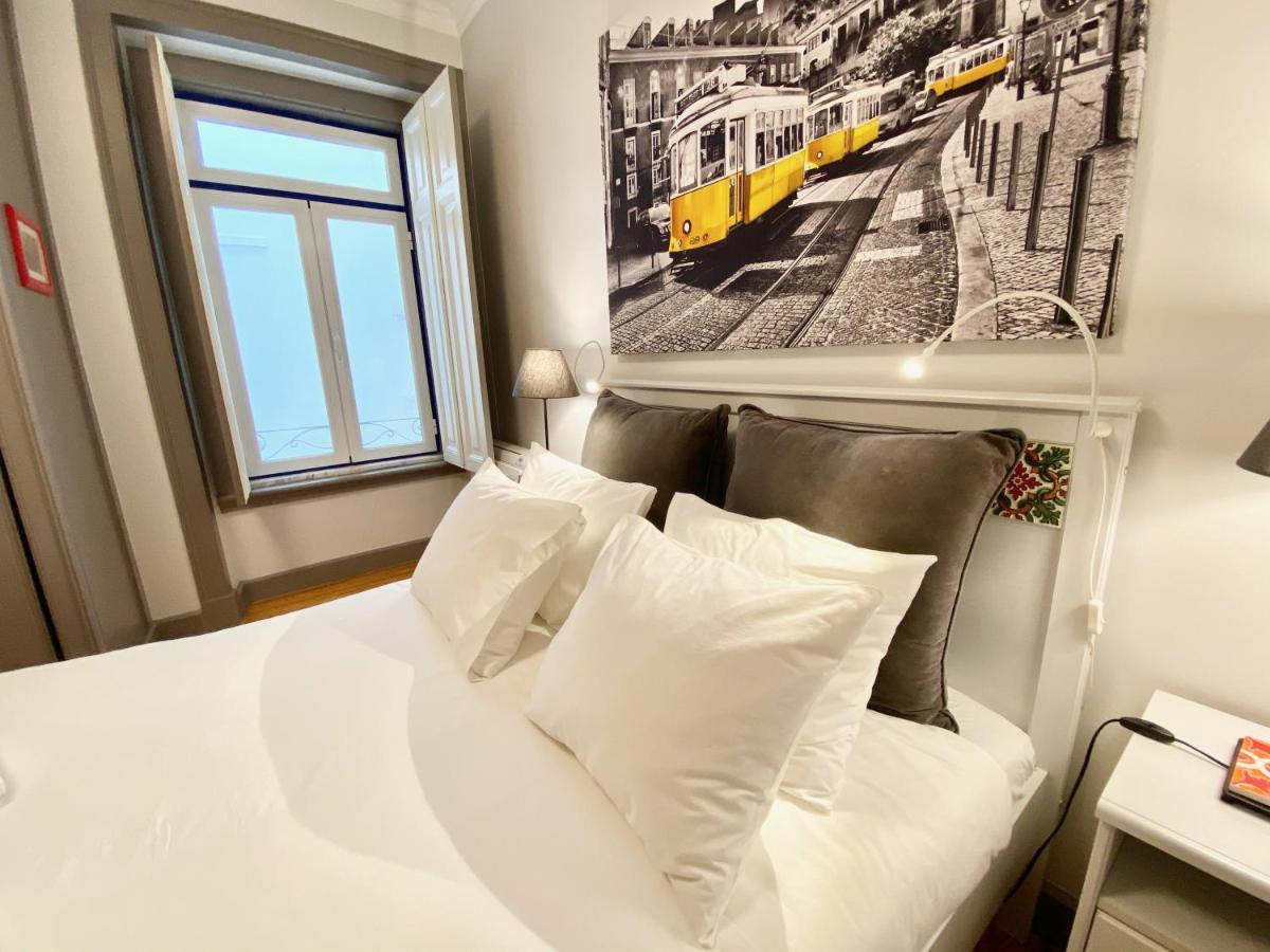 Luxury Vintage apartment with all the comforts of home at the city centre, next to Marquês de Pombal Lisboa Exterior foto